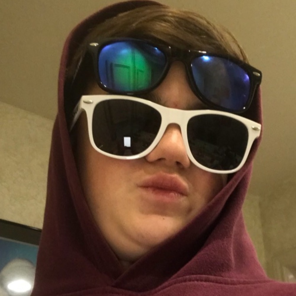 Meet your Posher, Jake